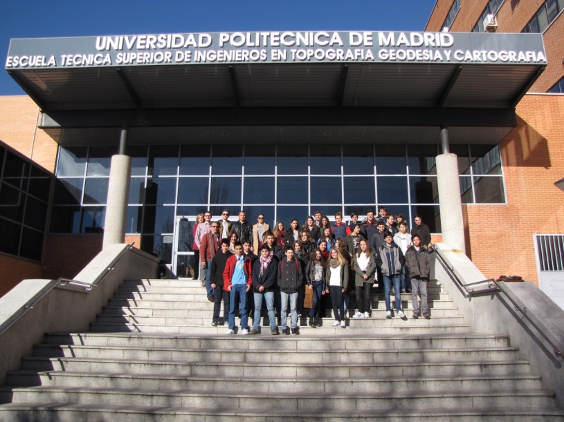 Visita de alumnos de ESO del PEAC* (CAM). 2016. 001